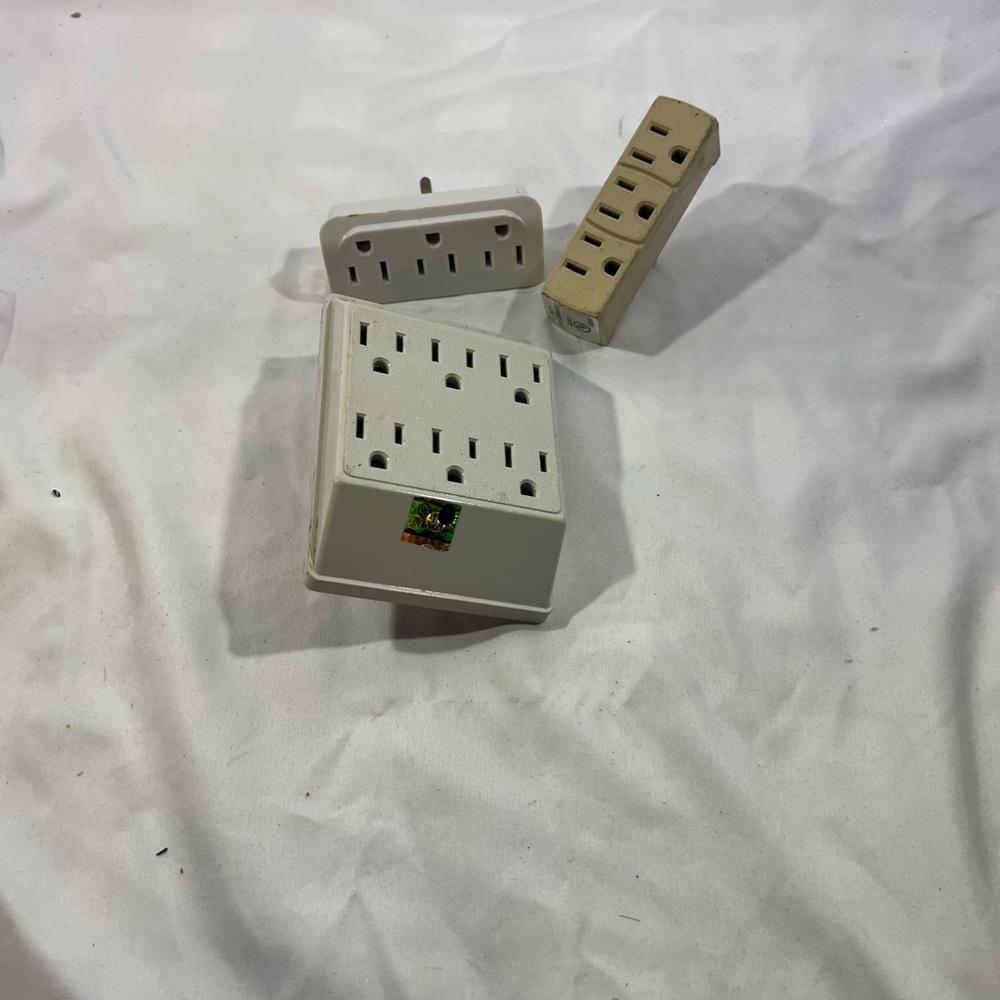 Universal White Power Strip Adapter
